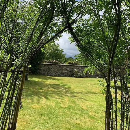 Les Arrebourits 4 Etoiles בית נופש