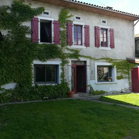 Les Arrebourits 4 Etoiles Holiday home